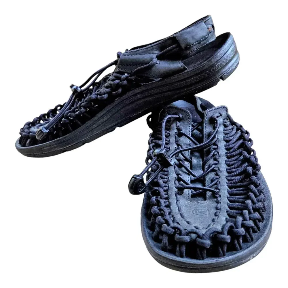 KEEN Uneek Men 9.5 Black Bungee Cord Water Sandals Outdoor Hiking Shoes 1014097